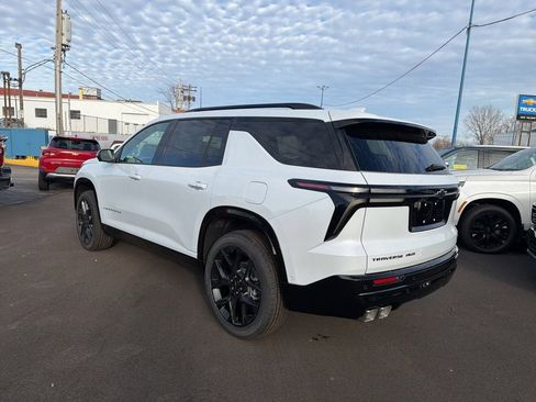 New 2026 Chevrolet Traverse RS image 5