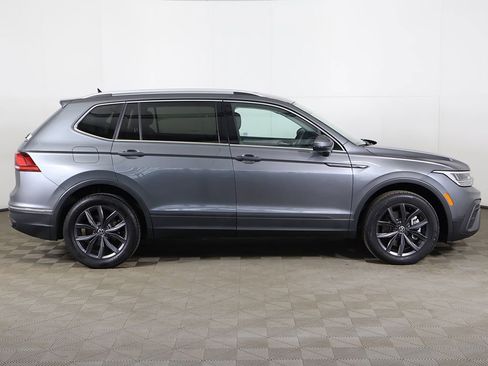 Used 2023 Volkswagen Tiguan SE FWD image 19