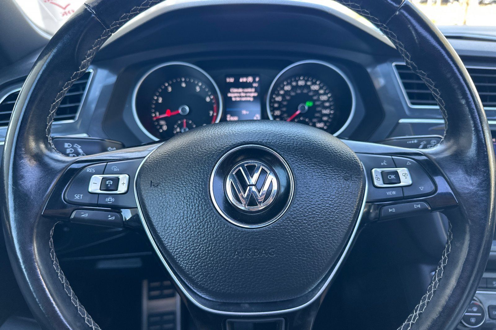 Used 2021 Volkswagen Tiguan SE R-Line AWD/4WD image 22