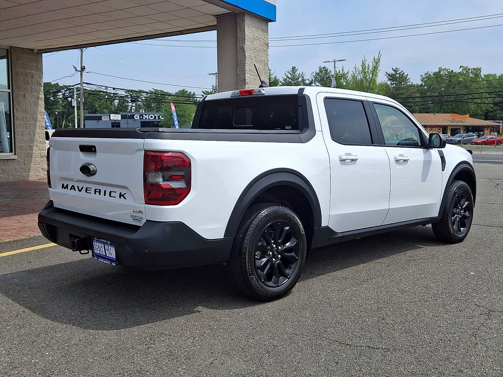Used 2024 Ford Maverick Lariat w/ Black Appearance Package AWD/4WD image 7