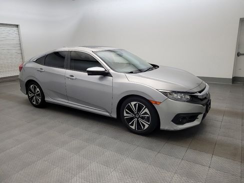 Used 2018 Honda Civic EX-T image 11
