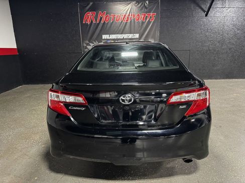 Used 2013 Toyota Camry SE FWD image 4