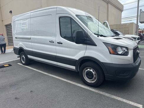 Used 2024 Ford Transit 250 148 Medium Roof w/ Load Area Protection Package RWD image 3
