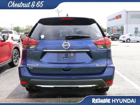 Used 2020 Nissan Rogue SL image 18