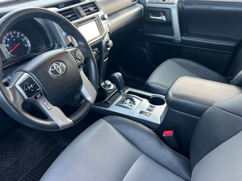 Used 2019 Toyota 4Runner SR5 Premium image 7