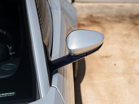 Used 2019 Aston Martin V8 Vantage Coupe RWD image 27