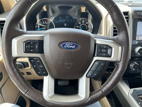 Used 2018 Ford F150 Lariat w/ Equipment Group 502A Luxury RWD image 15