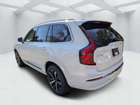 New 2026 Volvo XC90 B5 Core AWD/4WD image 5