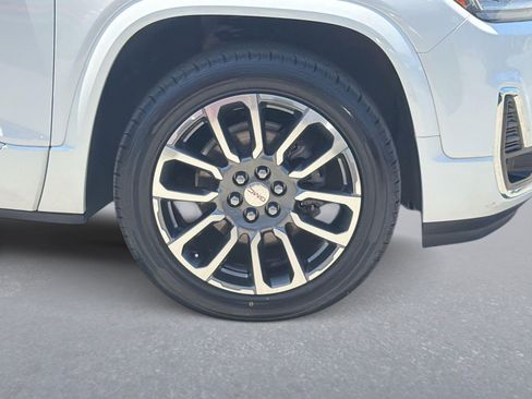 Used 2022 GMC Acadia Denali w/ Denali Ultimate Package AWD/4WD image 37