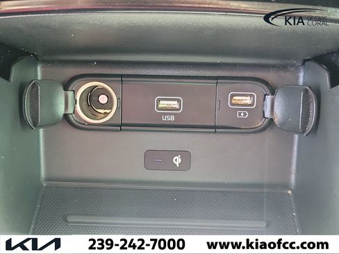 Used 2022 Kia Telluride S FWD image 29