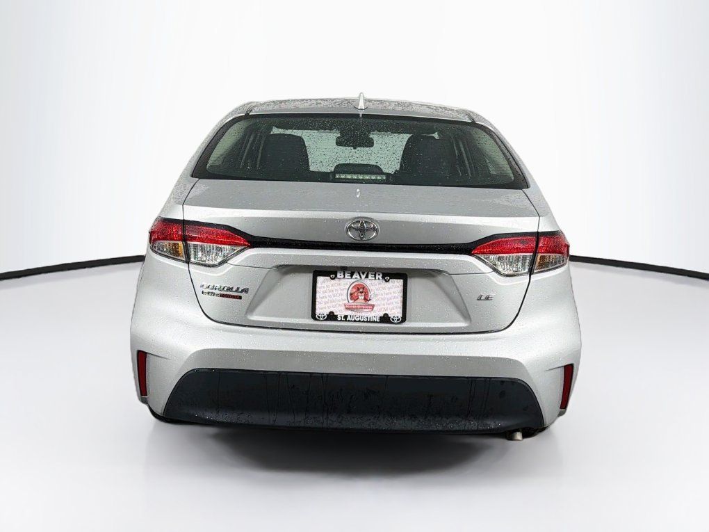 Used 2024 Toyota Corolla LE FWD image 8