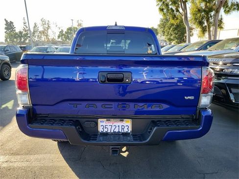 Used 2023 Toyota Tacoma TRD Sport image 21