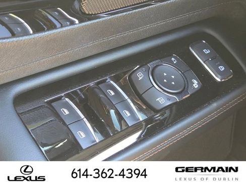 Used 2025 Lincoln Aviator Reserve w/ Jet Appearance Package AWD/4WD image 21