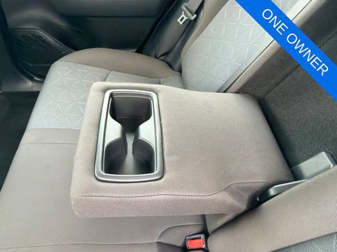 Used 2025 Toyota RAV4 XLE AWD/4WD image 22