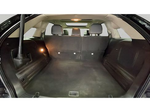 Used 2013 Ford Edge Limited FWD image 17