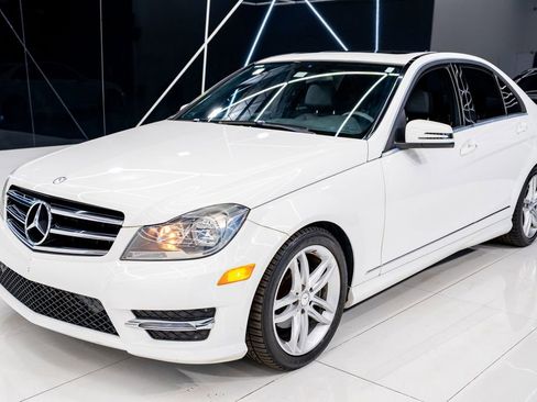 Used 2014 Mercedes-Benz C 250 Sedan image 8