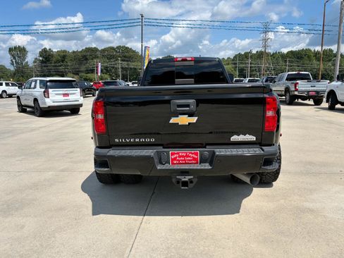 Used 2015 Chevrolet Silverado 3500 High Country w/ Duramax Plus Package AWD/4WD image 6