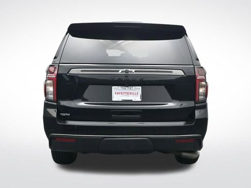 Used 2022 Chevrolet Tahoe Z71 w/ Luxury Package AWD/4WD image 7