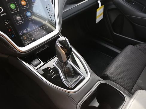 Used 2025 Subaru Outback Premium w/ Popular Package #1A image 35