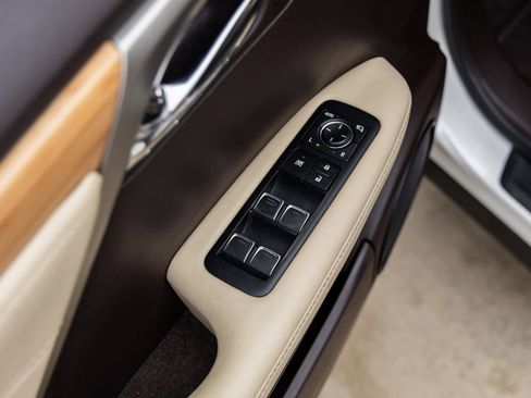 Used 2018 Lexus RX 350L FWD image 19