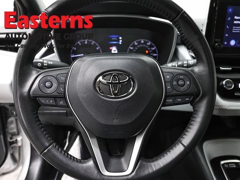 Used 2024 Toyota Corolla SE w/ SE Package FWD image 10