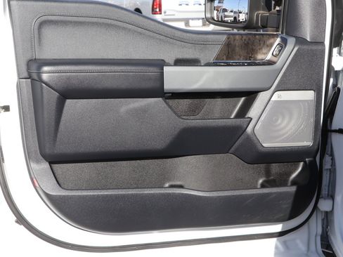 Used 2024 Ford F250 Lariat AWD/4WD image 10