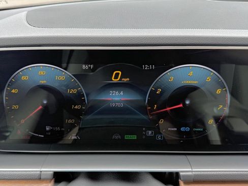 Used 2023 Mercedes-Benz GLE 450 4MATIC w/ AMG Line Exterior image 29