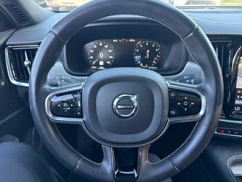 Used 2021 Volvo S90 T6 R-Design w/ Advanced Package AWD/4WD image 26