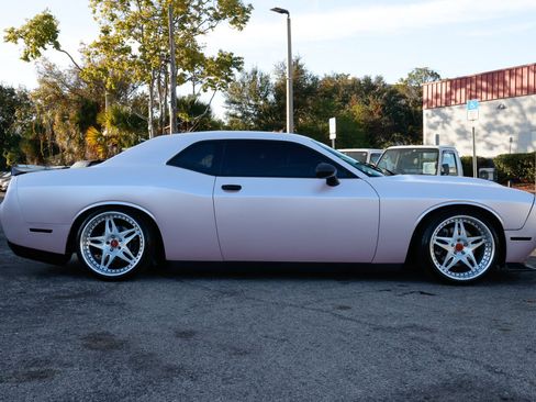Used 2020 Dodge Challenger R/T w/ Blacktop Package image 18