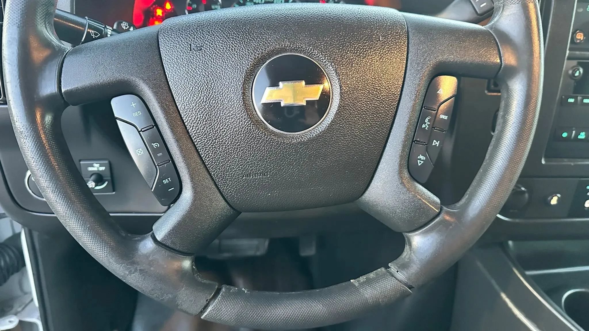 Used 2021 Chevrolet Express 2500 w/ Driver Convenience Package RWD image 26