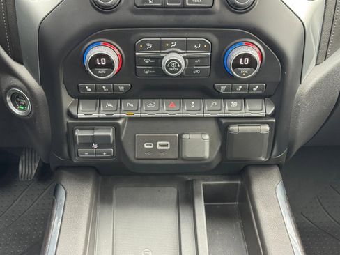 Certified 2022 Chevrolet Silverado 1500 LTZ w/ LTZ Premium Package image 12