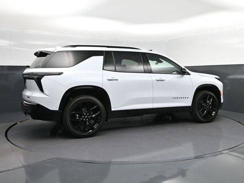 New 2026 Chevrolet Traverse RS FWD image 8