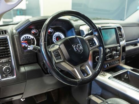 Used 2015 RAM 3500 Laramie image 11