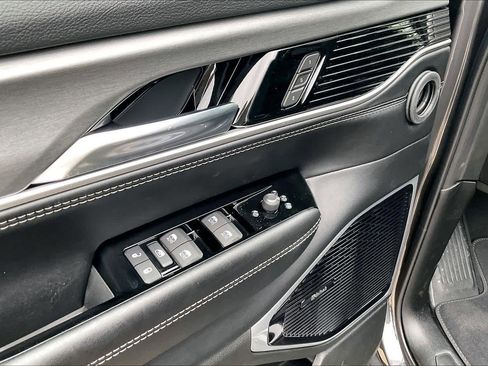 New 2026 Jeep Grand Wagoneer L Limited AWD/4WD image 17