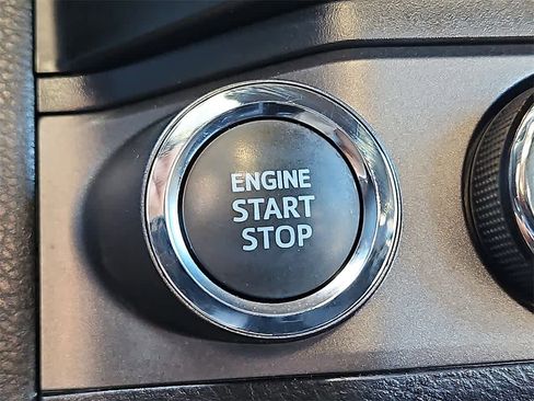 Used 2022 Toyota Tacoma TRD Off-Road image 20