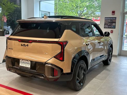 New 2027 Kia Seltos X-Line SX w/ X-Line SX Prestige Package AWD/4WD image 4