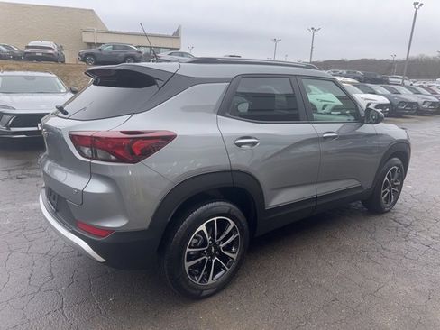 Used 2024 Chevrolet TrailBlazer LT image 6