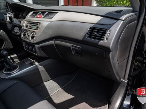 Used 2004 Mitsubishi Lancer Evolution AWD/4WD image 38