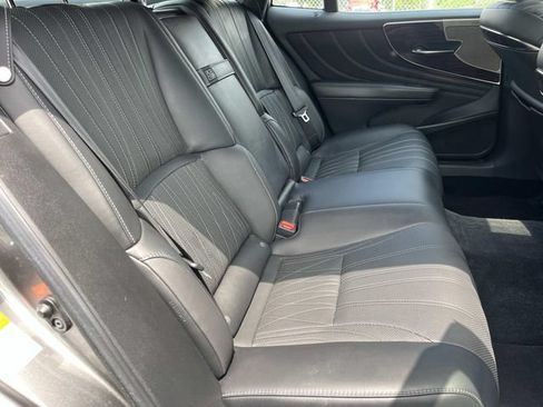 Used 2021 Lexus LS 500 w/ Interior Upgrade Package RWD image 24