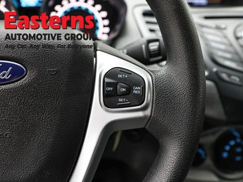 Used 2019 Ford Fiesta SE image 16