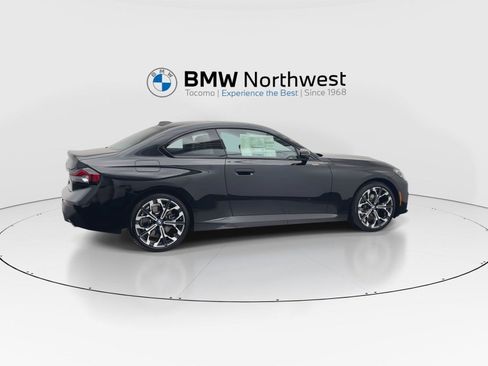 New 2026 BMW 230i xDrive Coupe w/ Convenience Package AWD/4WD image 4