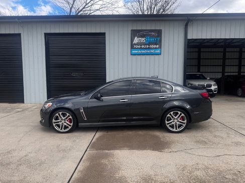 Used 2017 Chevrolet SS image 3