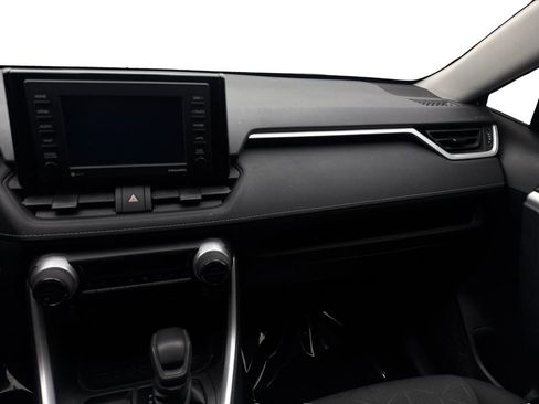 Used 2021 Toyota RAV4 XLE image 55