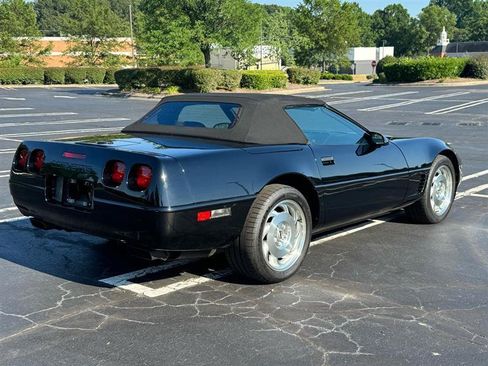 Used 1996 Chevrolet Corvette Coupe RWD image 4