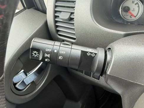 Used 2012 Nissan Xterra PRO-4X image 21