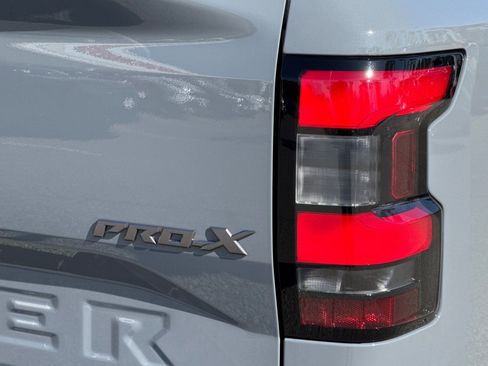 Used 2022 Nissan Frontier Pro-X w/ Technology Package image 25