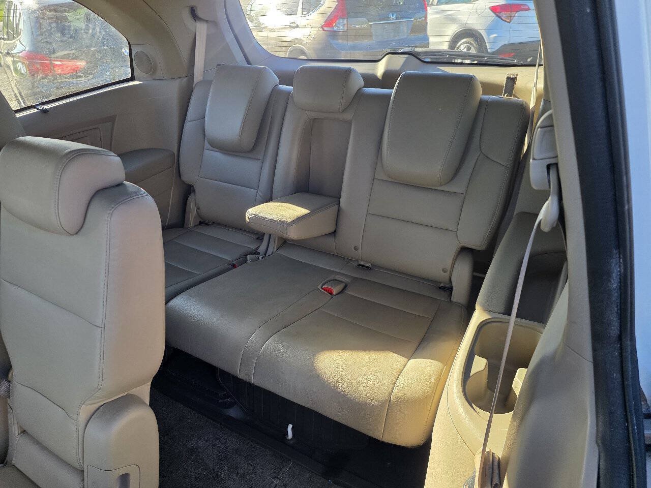 Used 2014 Honda Odyssey Touring Elite image 15
