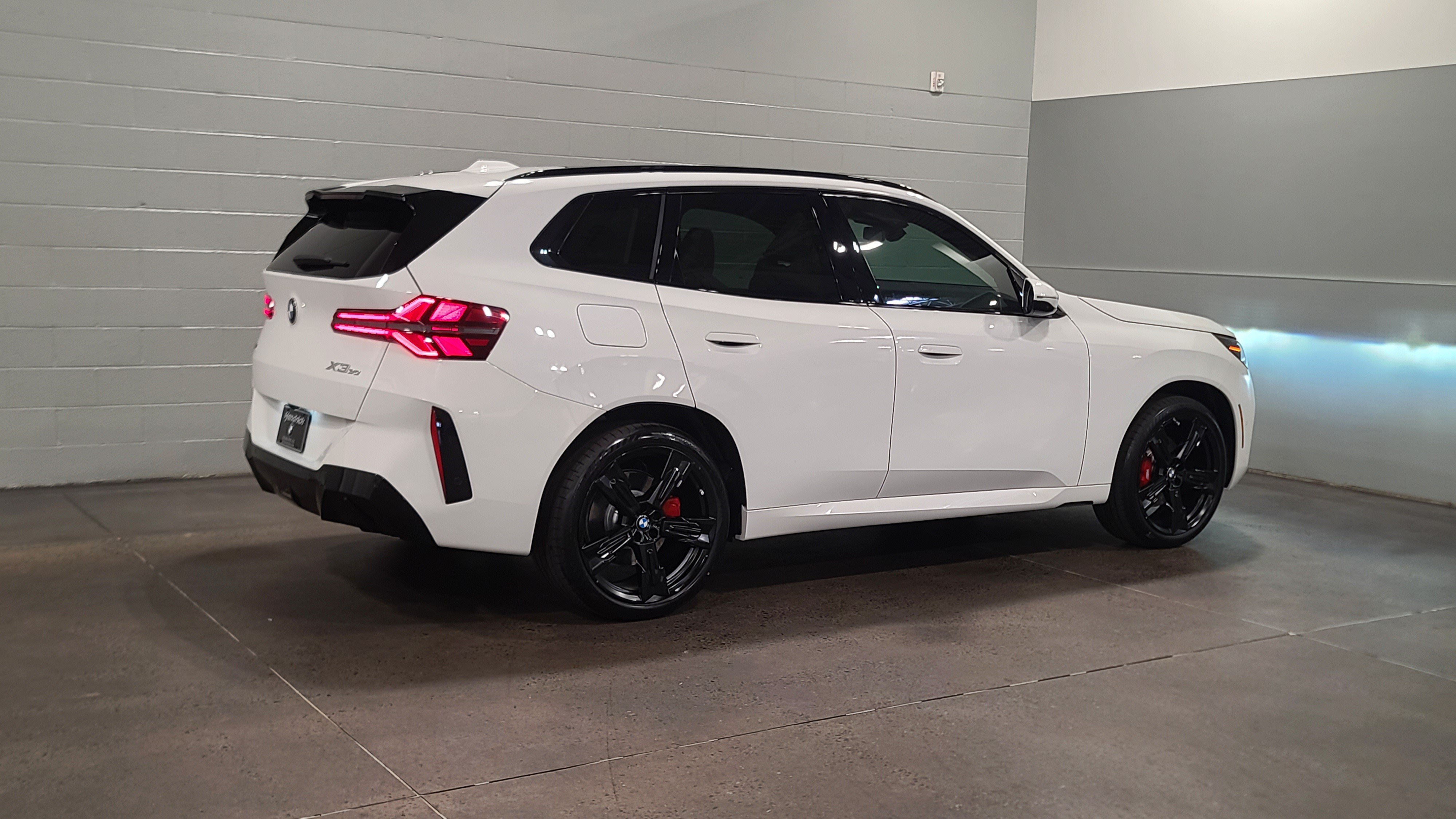 Used 2026 BMW X3 xDrive30i w/ Premium Package AWD/4WD image 8