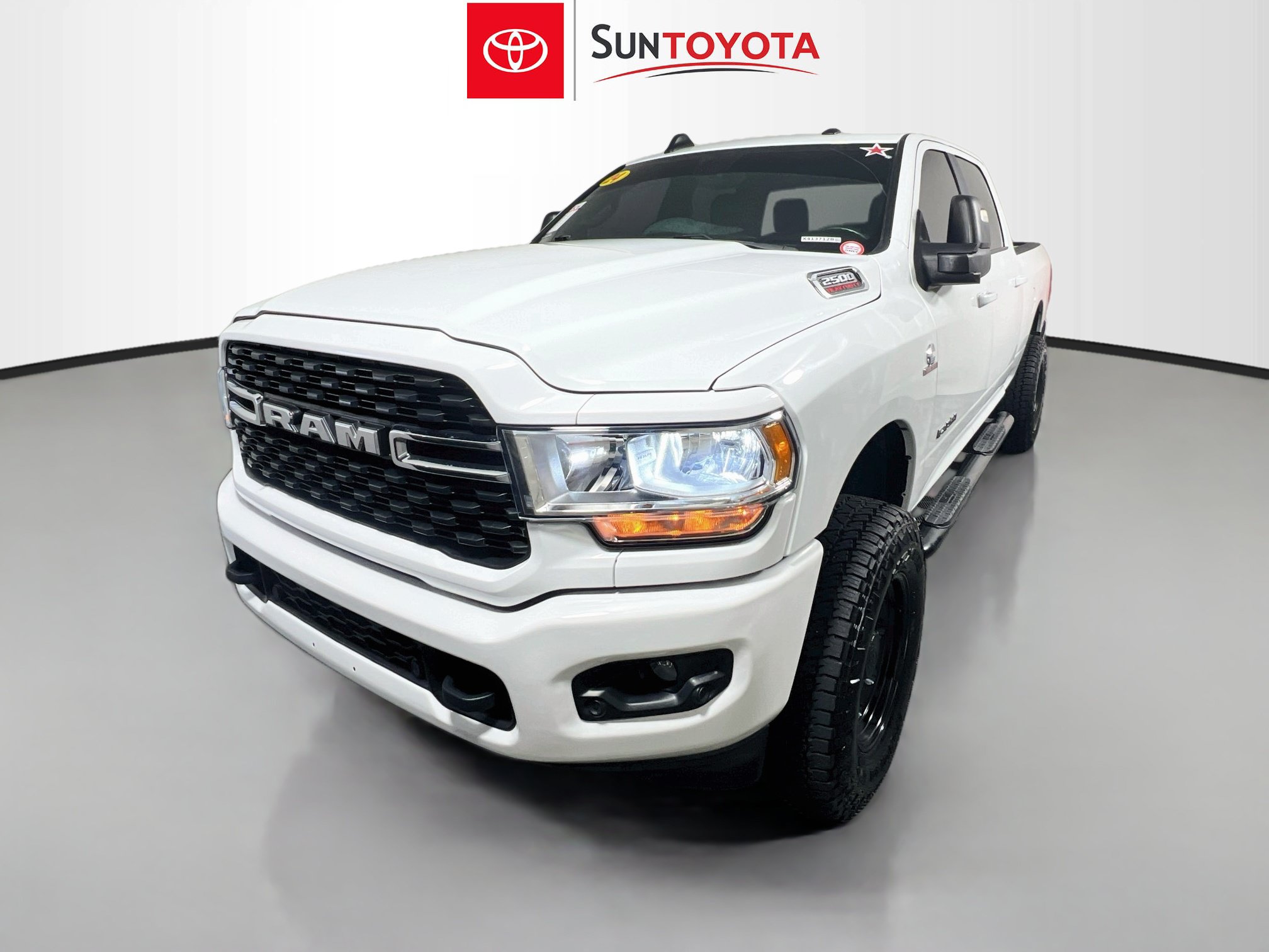Used 2024 RAM 2500 Big Horn w/ Sport Appearance Package AWD/4WD image 9