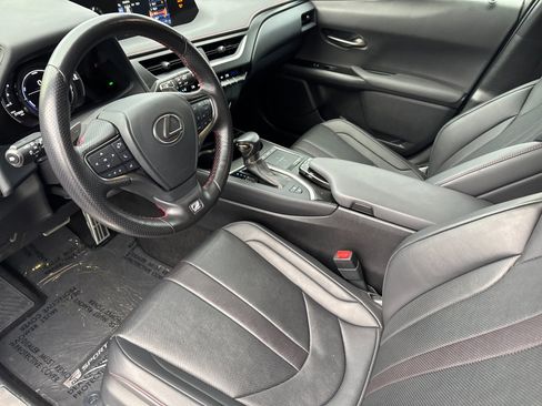 Used 2019 Lexus UX 250h image 10